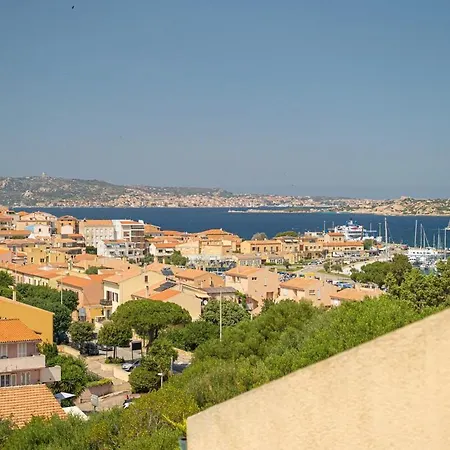 Seaside Living - Sea View & Private Terrace Apartmán